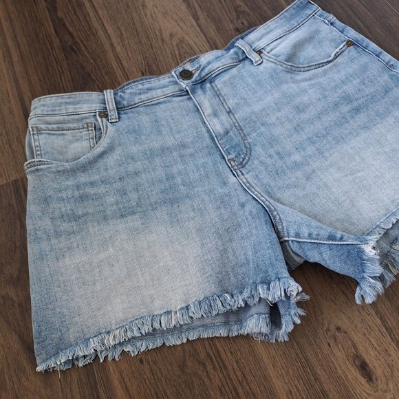 💙 Kut from the Kloth Kat High Rise Shorts Size 14 Denim Jeans Country Casual - Picture 5 of 8